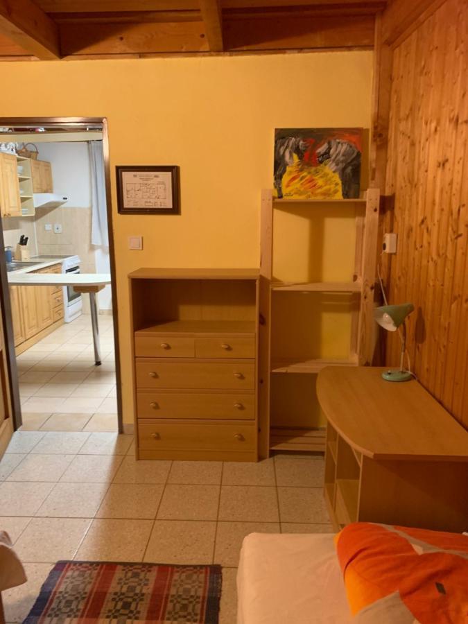 Chata Koniaren Villa Kapipálvágása Kültér fotó